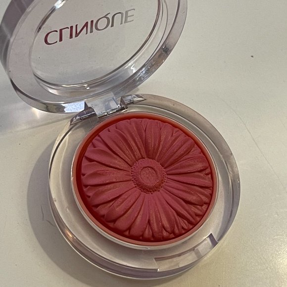 COPY - Clinique Cheek Pop in 13 Rosy Pop - Picture 2 of 5